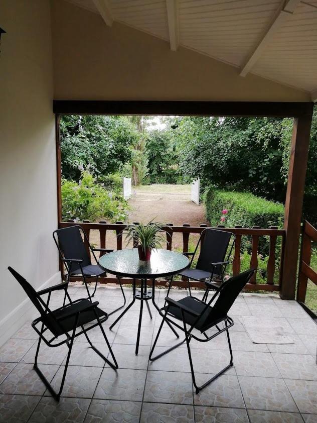 Gite Les Hortensias Vaas Exterior foto